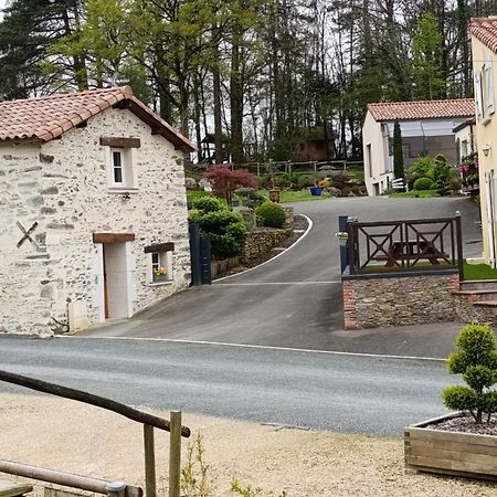 Gites De La Bibudiere Le Boupere Luaran gambar
