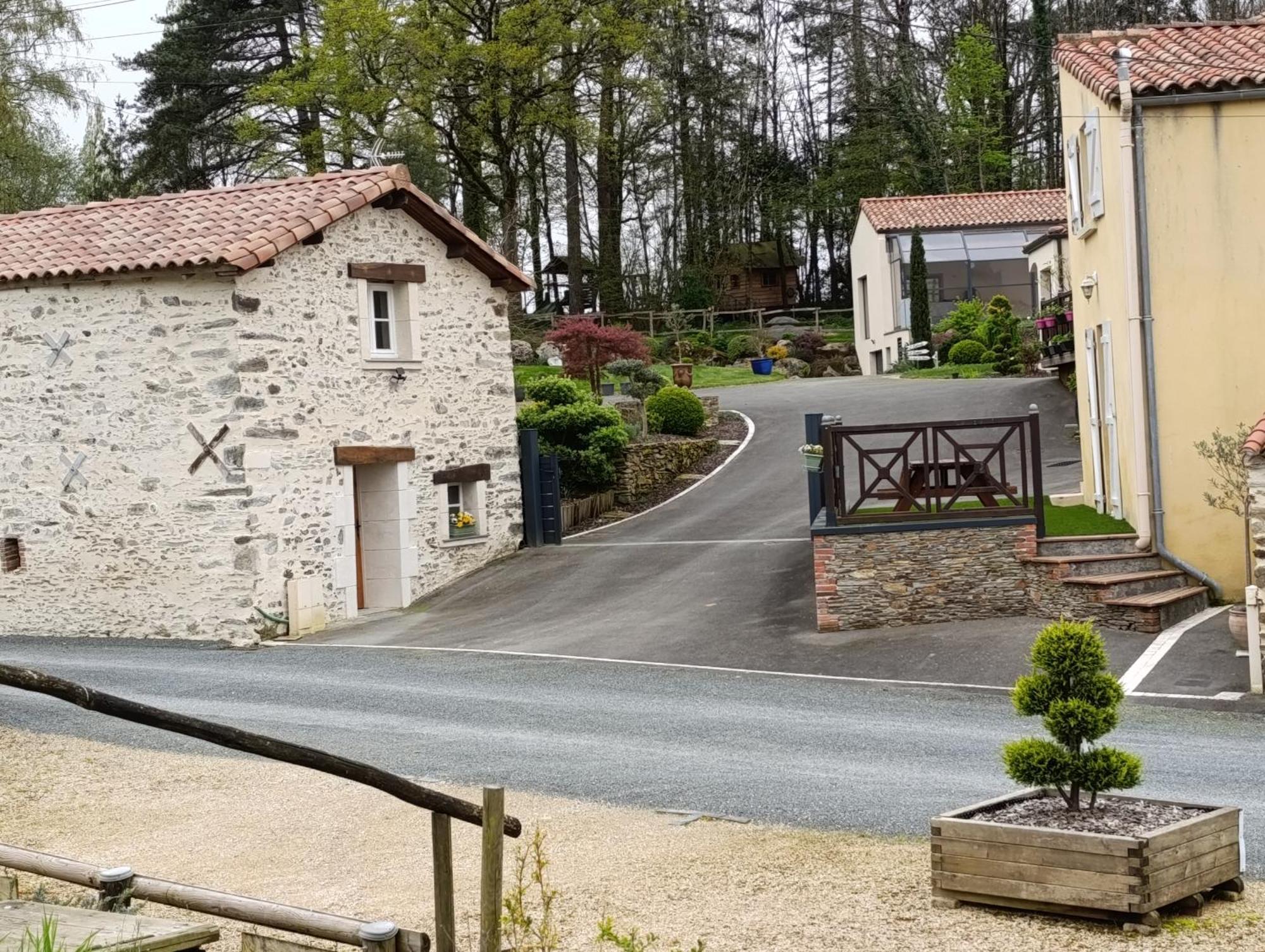 Gites De La Bibudiere Le Boupere Luaran gambar